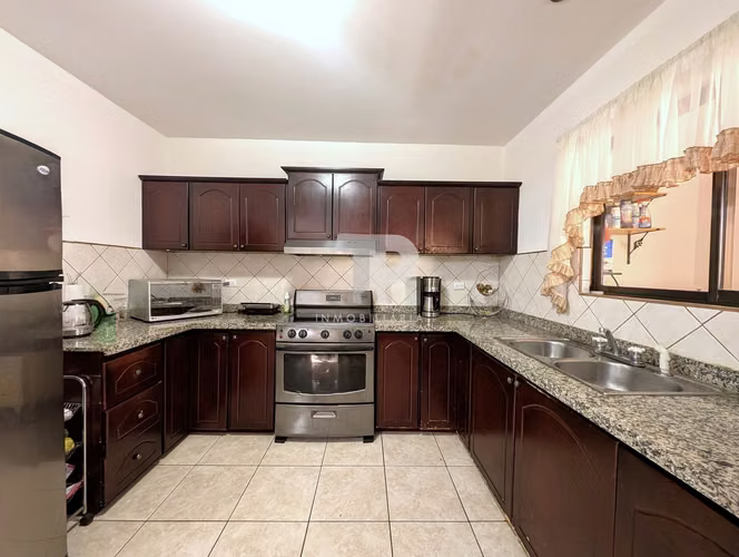 SE VENDE CASA ESAPACIOSA SANTIAGO SAN RAFAEL HEREDIA SCG4 - Imagen 3