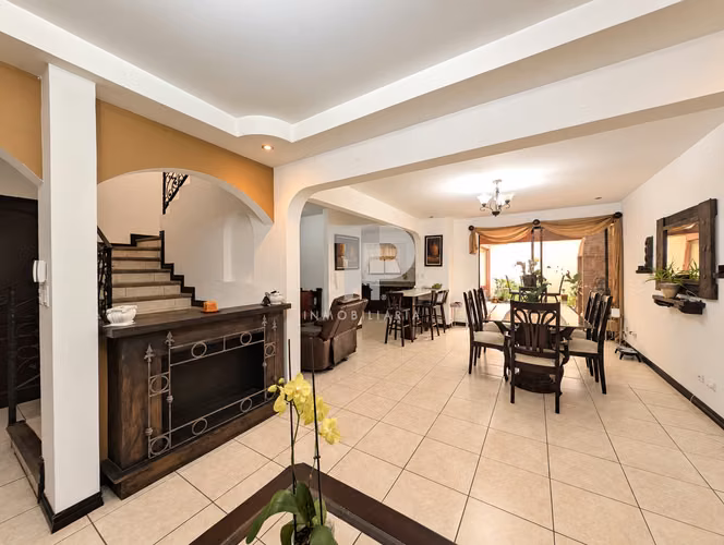 SE VENDE CASA ESAPACIOSA SANTIAGO SAN RAFAEL HEREDIA SCG4