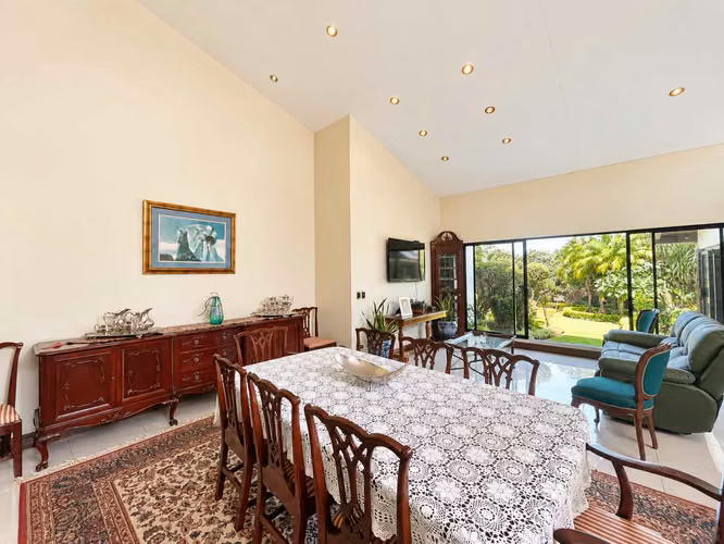 Venta de Casa de un Nivel, Escazú - Imagen 2
