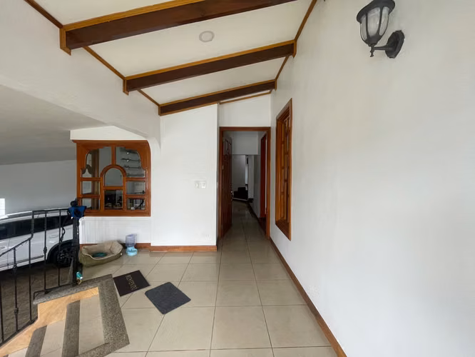 Alquiler de Casa de 5 habitaciones en Cipreses de Curridabat  - Imagen 6