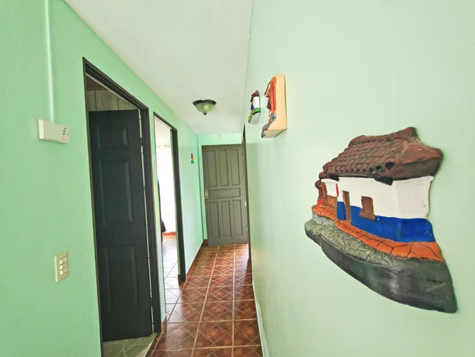 Hermosa casa con Lindo Jardín a 25 minutos de La Fortuna - Imagen 15