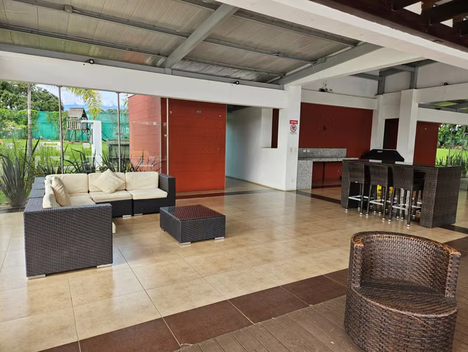 Alquiler Apartamento para estrenar Khaya Ruta Uno Barreal Heredia - 2 habitaciones | 2b | Piso 11 | Línea blanca nueva
