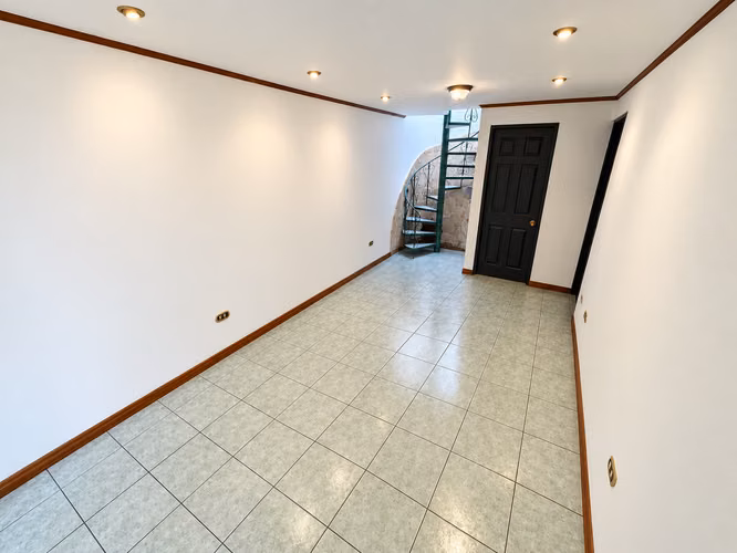 Venta Casa Suelo Mixto Montelimar, Guadalupe, San José - Imagen 8