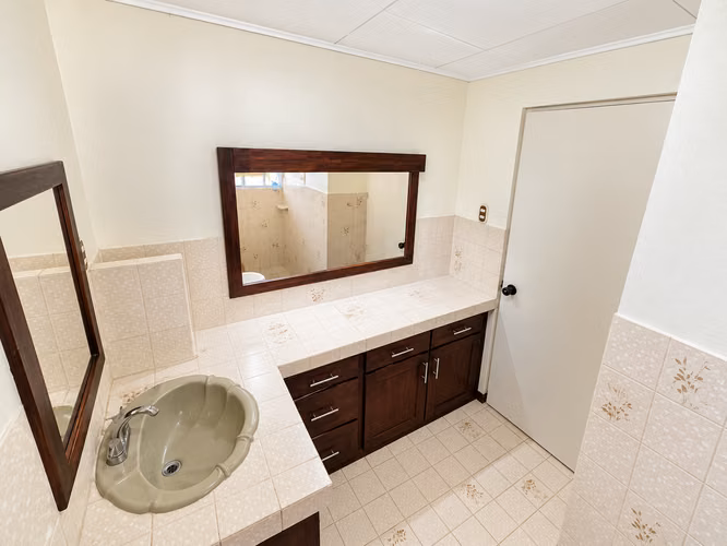 Venta Casa Suelo Mixto Montelimar, Guadalupe, San José - Imagen 17