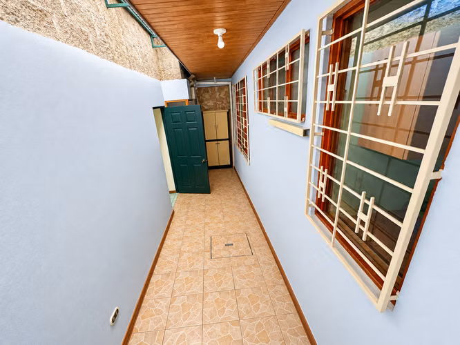 Venta Casa Suelo Mixto Montelimar, Guadalupe, San José - Imagen 16