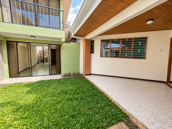 Venta Casa Suelo Mixto Montelimar, Guadalupe, San José - Imagen 19