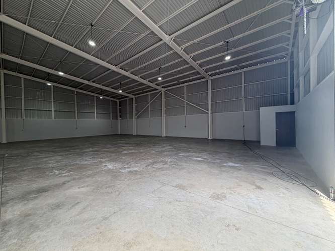 Bodega comercial en alquiler en Pavas: 615 m² con seguridad 24 horas y 3 estacionamientos - Imagen 10