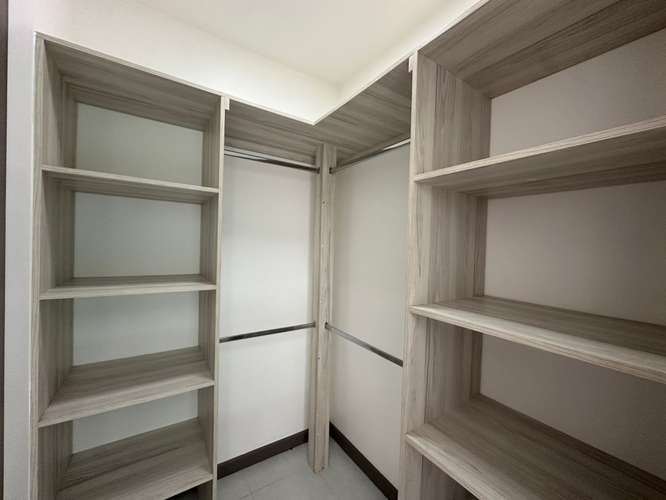 Santo Domingo de Heredia | 200 m² | 3 Niveles | Terraza y Jardín - Imagen 16