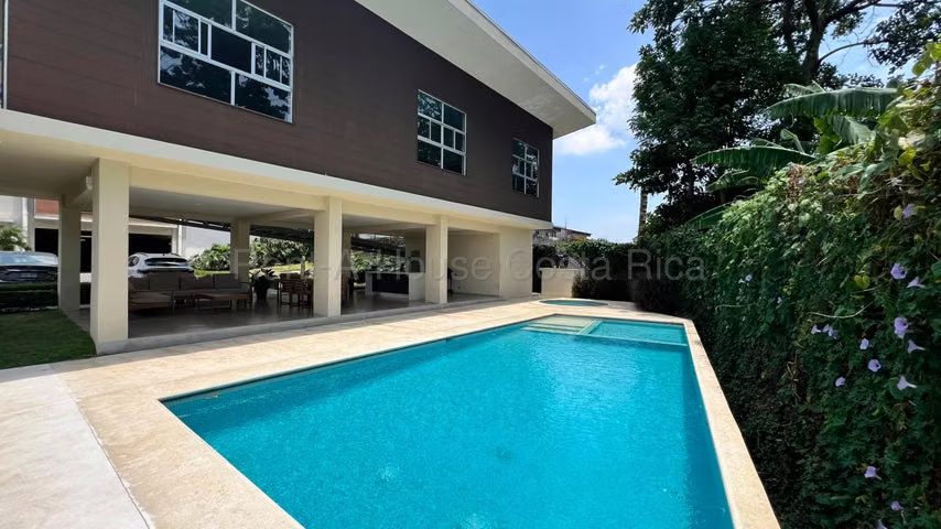 Venta de PENTHOUSE AMUEBLADO en San Rafael de Escazú. 27-702 - Imagen 10