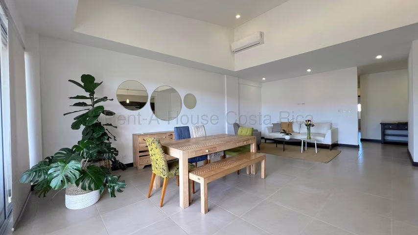 Venta de PENTHOUSE AMUEBLADO en San Rafael de Escazú. 27-702 - Imagen 2