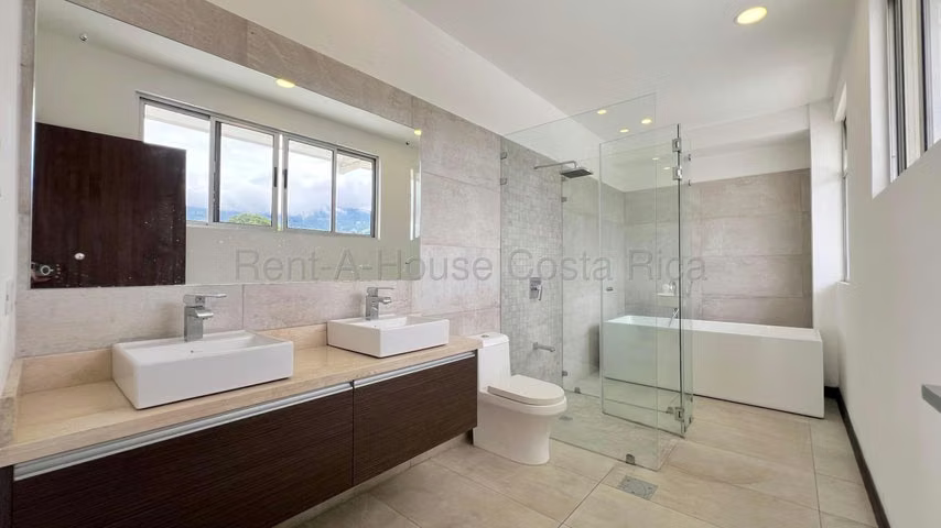 Venta de PENTHOUSE con amplio Balcón en San Rafael de Escazú. 27-698 - Imagen 11