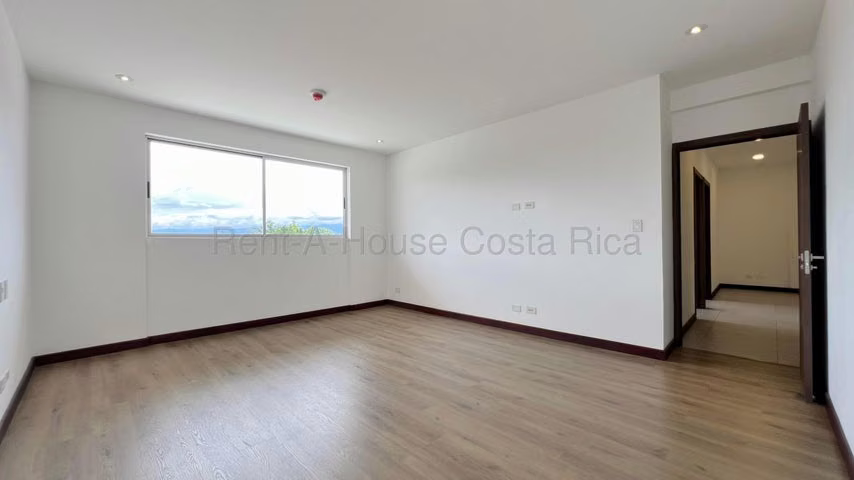 Venta de PENTHOUSE con amplio Balcón en San Rafael de Escazú. 27-698 - Imagen 9
