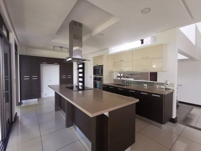Cas en Condominio