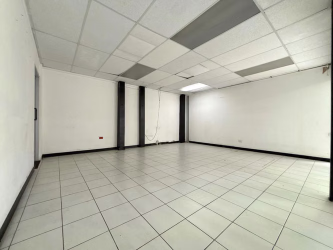 ALQUILER LOCAL COMERCIAL DE 600 M² | BARRIO ESCALANTE, SAN JOSÉ - Imagen 5