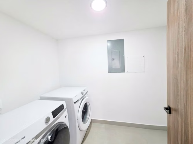 Alquiler de casa de tres niveles en condominio en Guachipelín de Escazú - Imagen 10