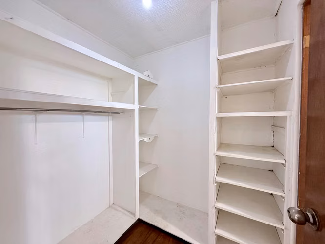 Guayabos Curridabat | Espaciosa Casa con Jardín | Residencial Privado - Imagen 17