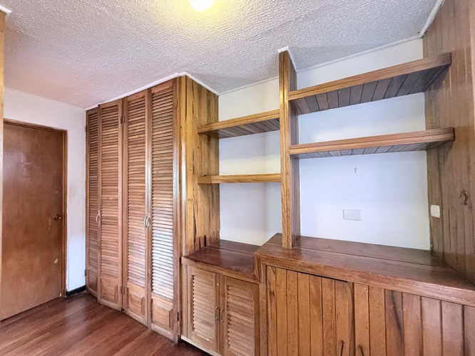 Guayabos Curridabat | Espaciosa Casa con Jardín | Residencial Privado - Imagen 14