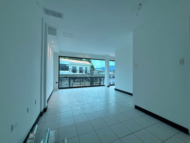 ALQUILER OFICINAS O LOCAL COMERCIAL DE 800 M² | BARRIO ESCALANTE, SAN JOSÉ - Imagen 8