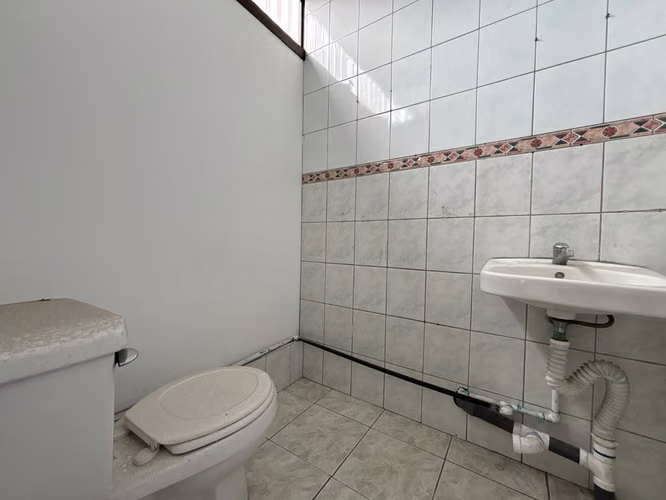 ALQUILER OFICINAS O LOCAL COMERCIAL DE 800 M² | BARRIO ESCALANTE, SAN JOSÉ - Imagen 11