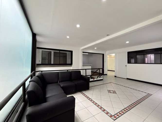 ALQUILER OFICINAS O LOCAL COMERCIAL DE 800 M² | BARRIO ESCALANTE, SAN JOSÉ - Imagen 2
