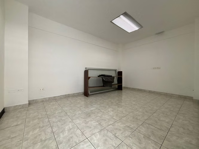 ALQUILER OFICINAS O LOCAL COMERCIAL DE 800 M² | BARRIO ESCALANTE, SAN JOSÉ - Imagen 16