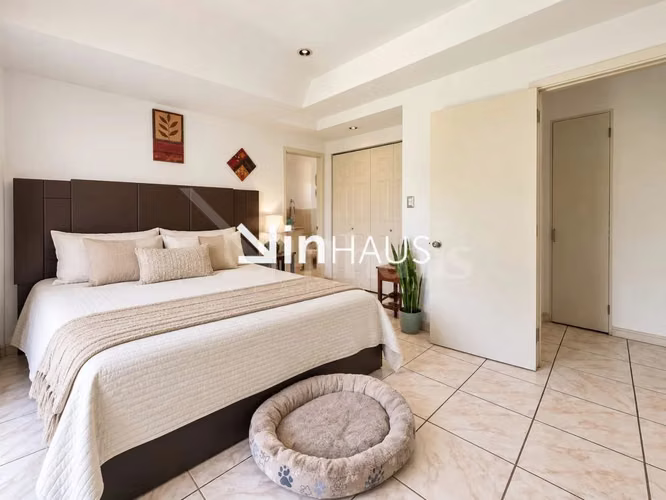 Venta de apartamento con linda vista en Uruca - Imagen 10
