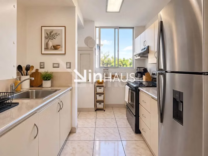 Venta de apartamento con linda vista en Uruca - Imagen 7