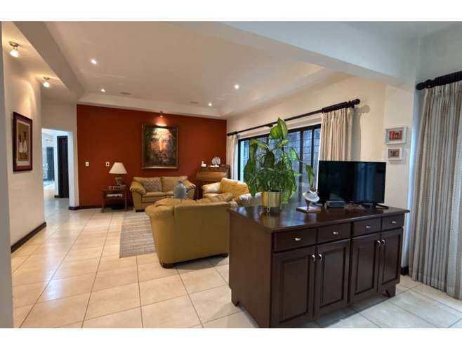 Casa de un nivel en condominio  Santo Tomás, 3 hab - Imagen 3