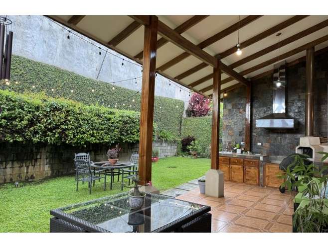 Casa de un nivel en condominio  Santo Tomás, 3 hab - Imagen 1