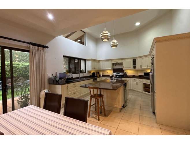 Casa de un nivel en condominio  Santo Tomás, 3 hab - Imagen 19