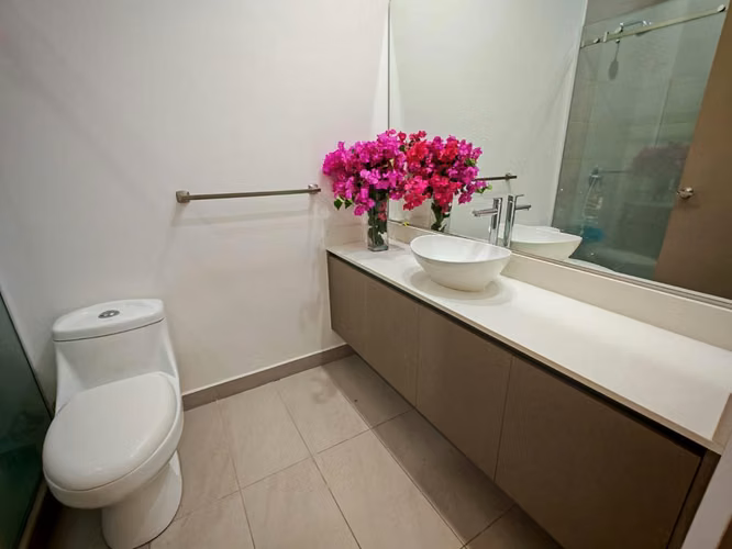 Condominio en Pozos, Santa Ana - Casa de Lujo SIN MUEBLES - Imagen 9