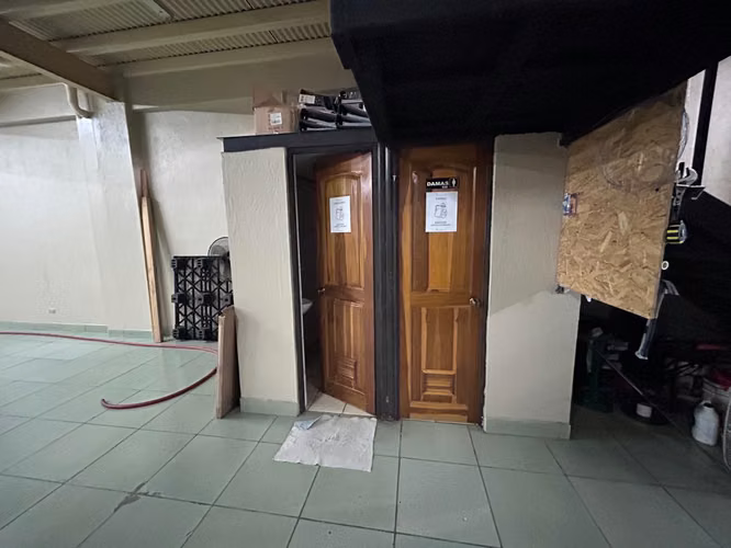 Alquiler de Bodega Con Uso Comercial e Industrial en Belén - Imagen 16
