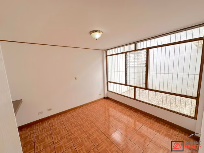 ALQUILER APARTAMENTO | URUCA | 2 HAB/1 PARQ | PRIMER PISO - Imagen 10