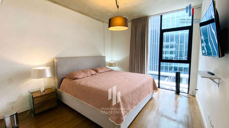 Venta de Apartamento Amueblado en Escazú Village, Comodidad, Ubicación y Vistas en un solo lugar - Imagen 8