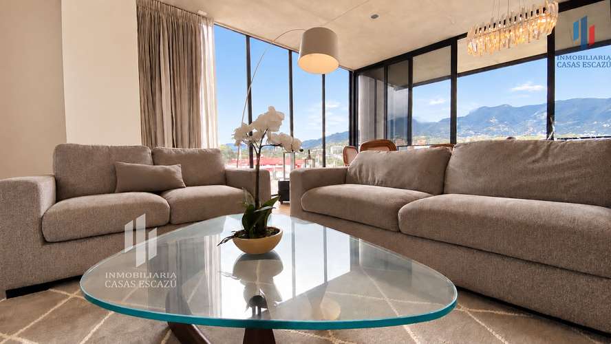 Venta de Apartamento Amueblado en Escazú Village, Comodidad, Ubicación y Vistas en un solo lugar - Imagen 3