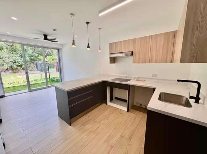 Apartamento a estrenar con patio/jardín en Río Oro de Santa Ana -9 - Imagen 4