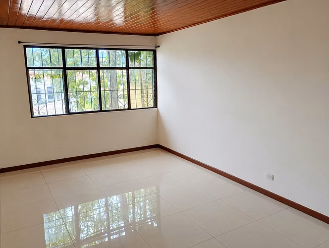 ALQUILER DE CASA AMPLIA EN LOS YOSES DE SAN PEDRO DE MONTES DE OCA, SAN JOSÉ - Imagen 9