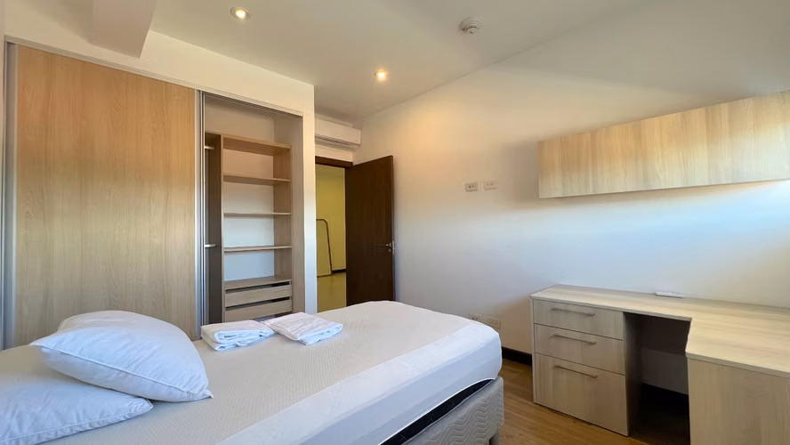 Penthouse en Escazú, 208 m² habitables, amplio balcón y vista - Imagen 12