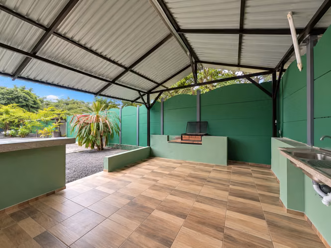 Propiedad en Venta en Orotina | 1.561 m² | Piscina y Rancho -15 - Imagen 7