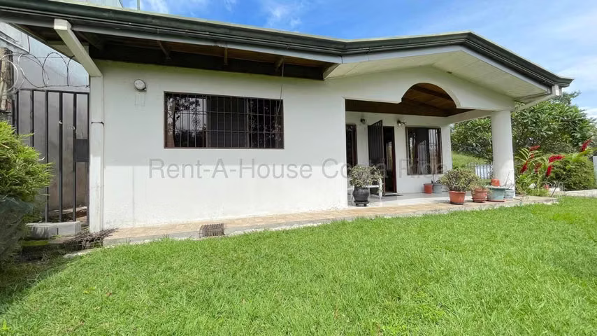 Sale of Casa Esquinera de una Plant in San Rafael de Escazú. RAH 27-632
