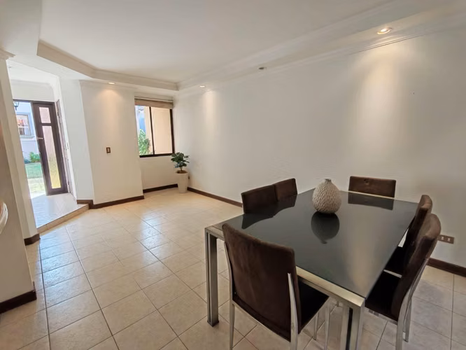 Se alquila apartamento en San Rafael de Escazú. Disponible 1ERO OCTUBRE. - Imagen 3