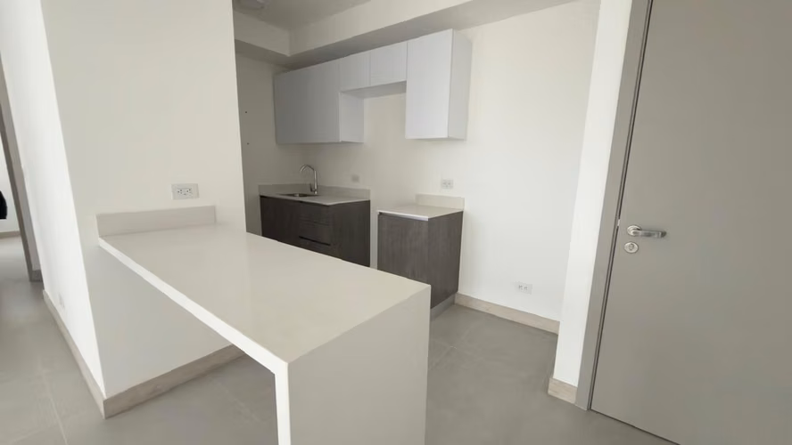 Apartamento en venta en Paso Ancho, Torre Sky House 