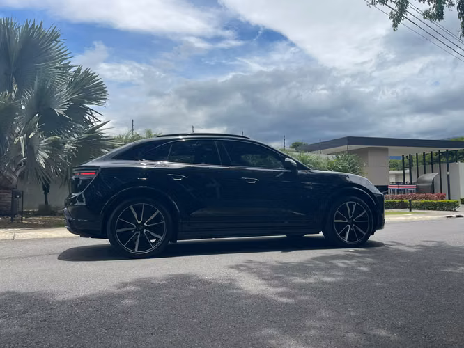 PORSCHE MACAN TURBO ELECTRIC - Imagen 10