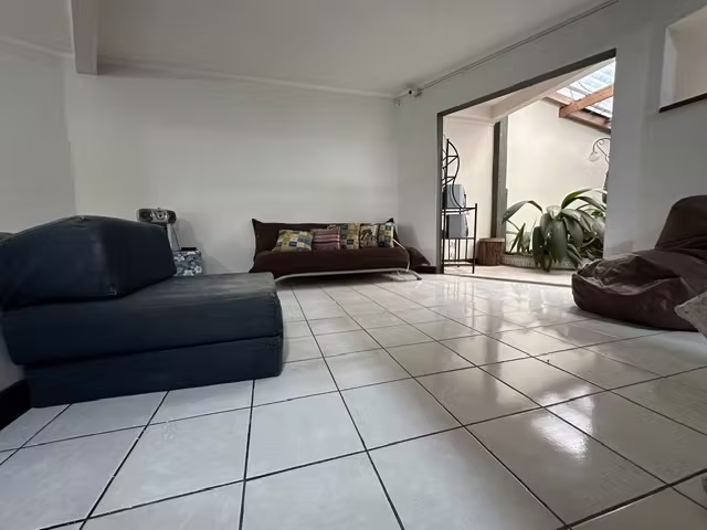 En VENTA casa de dos niveles en San Pablo de Heredia. - Imagen 19