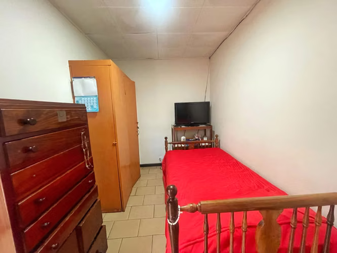 Casa en venta, una sola planta, uso de suelo mixto, en Sabana! P517 - Imagen 9