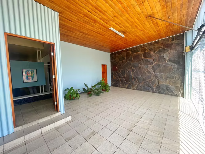 Casa en venta, una sola planta, uso de suelo mixto, en Sabana! P517 - Imagen 2