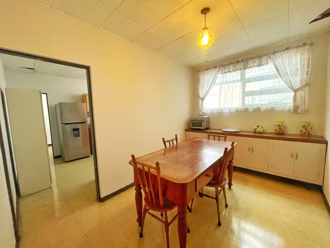 Casa en venta, una sola planta, uso de suelo mixto, en Sabana! P517 - Imagen 7