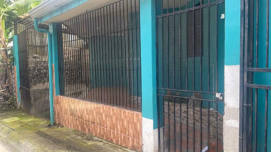 Casa PARA REMODELAR en San Juan de Dios Desamparados! P562 - Imagen 9