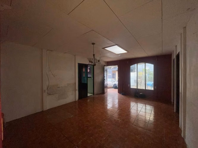 Casa PARA REMODELAR en San Juan de Dios Desamparados! P562 - Imagen 6