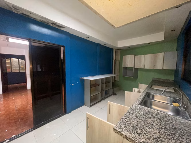 Casa PARA REMODELAR en San Juan de Dios Desamparados! P562 - Imagen 8